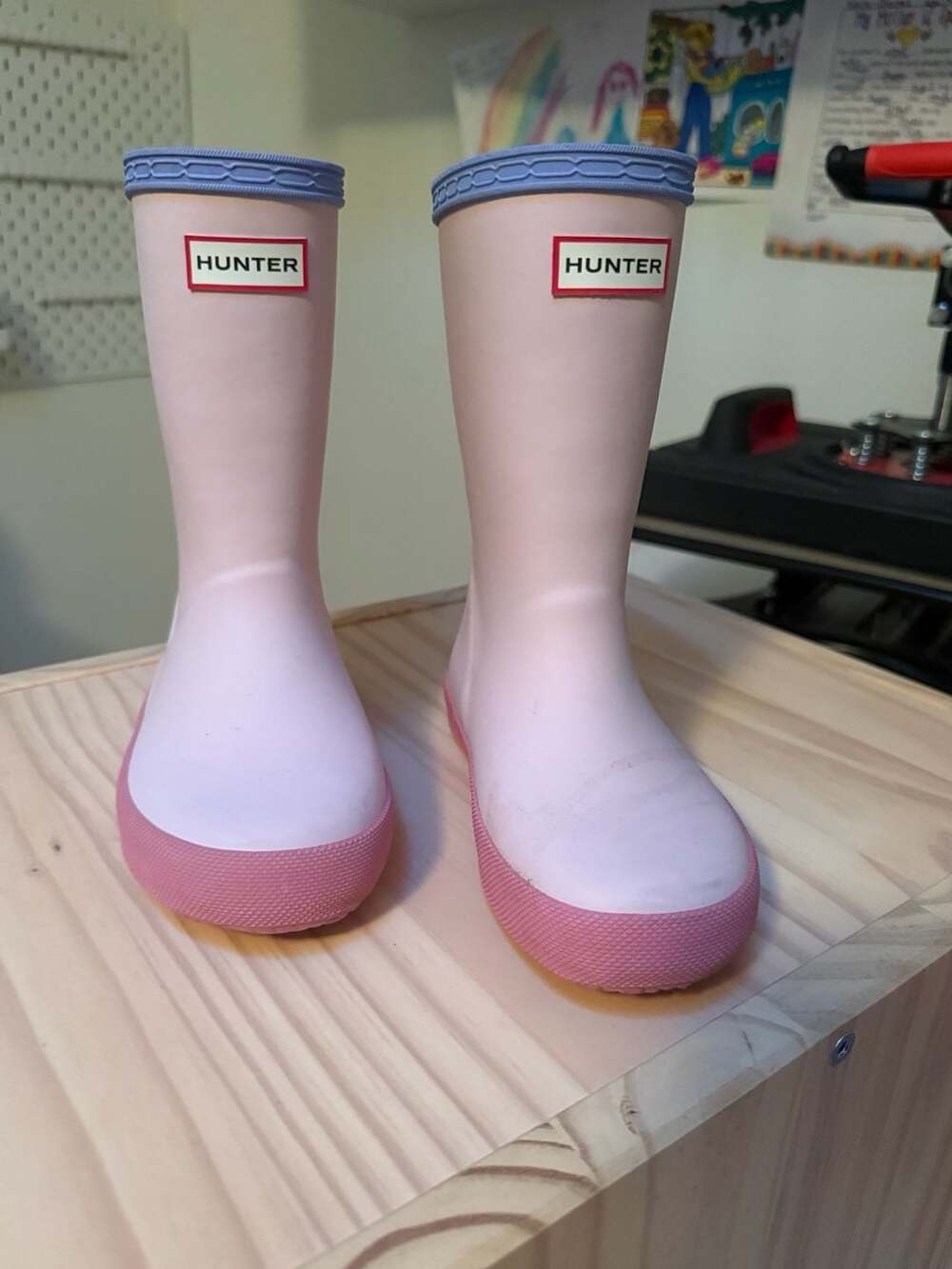 Hunter First Classic Boot Size US 11 Pink Rubber Rain Boots